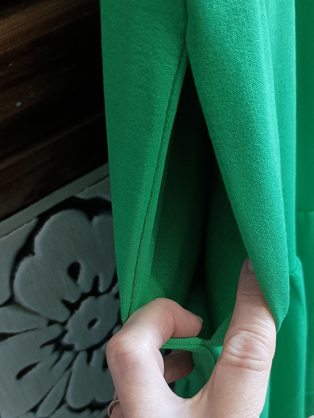crown & ivy Kelly Green Tiered Dress - Picture 7 of 7